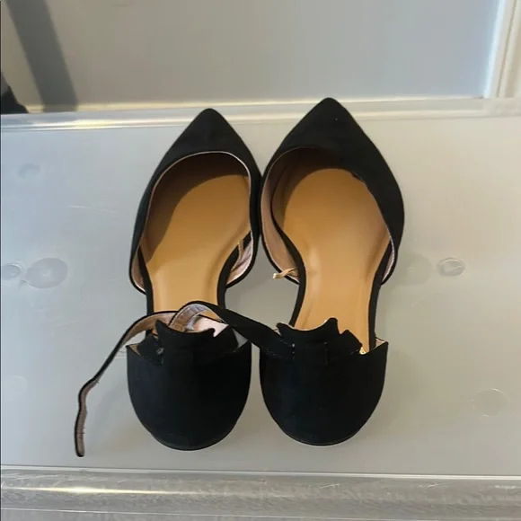 Elegant Black Women's Shoes - Picture 3 of 3
